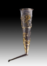 Rhyton with battle scenes