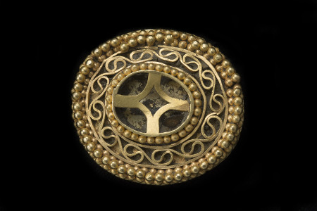 Openwork ring with granulation
